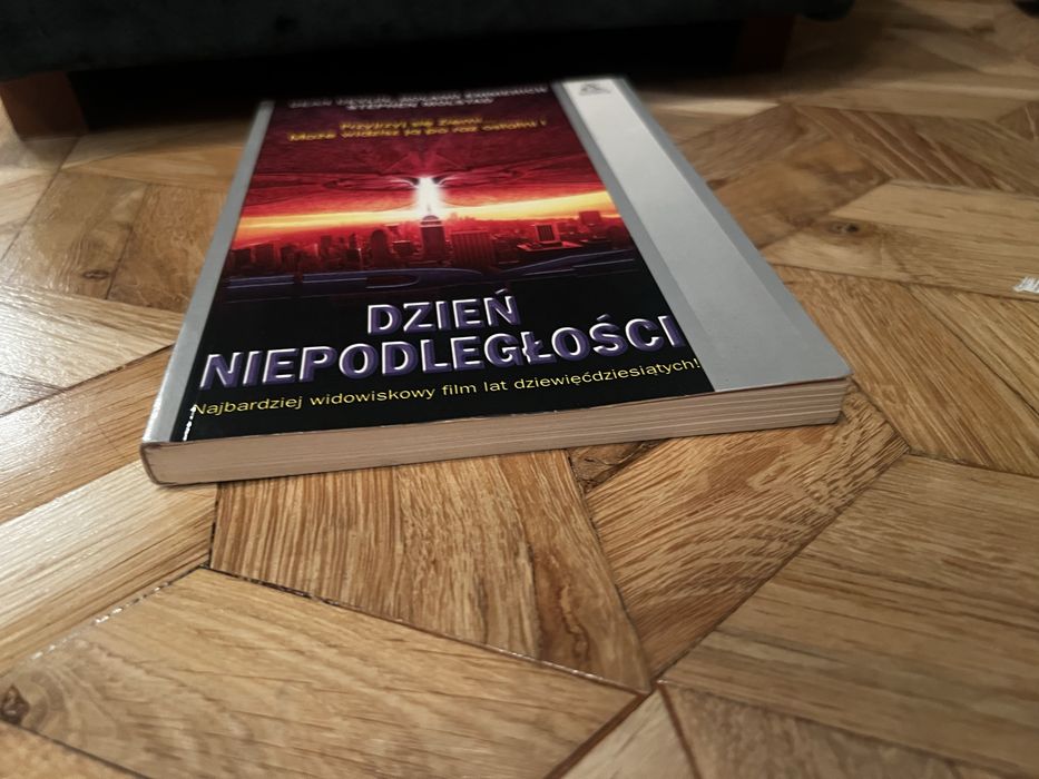 Dzień niepodległości Dean Devlin Roland Emmerich Stephen Molstand