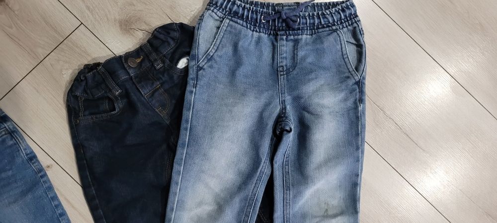 Jeansy 104 spodnie chłopięce