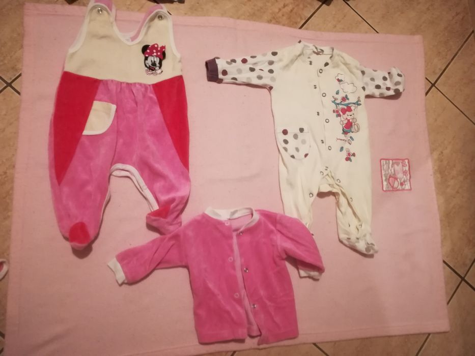 Ubrania dla dziewczynki rozm. 62 cm
