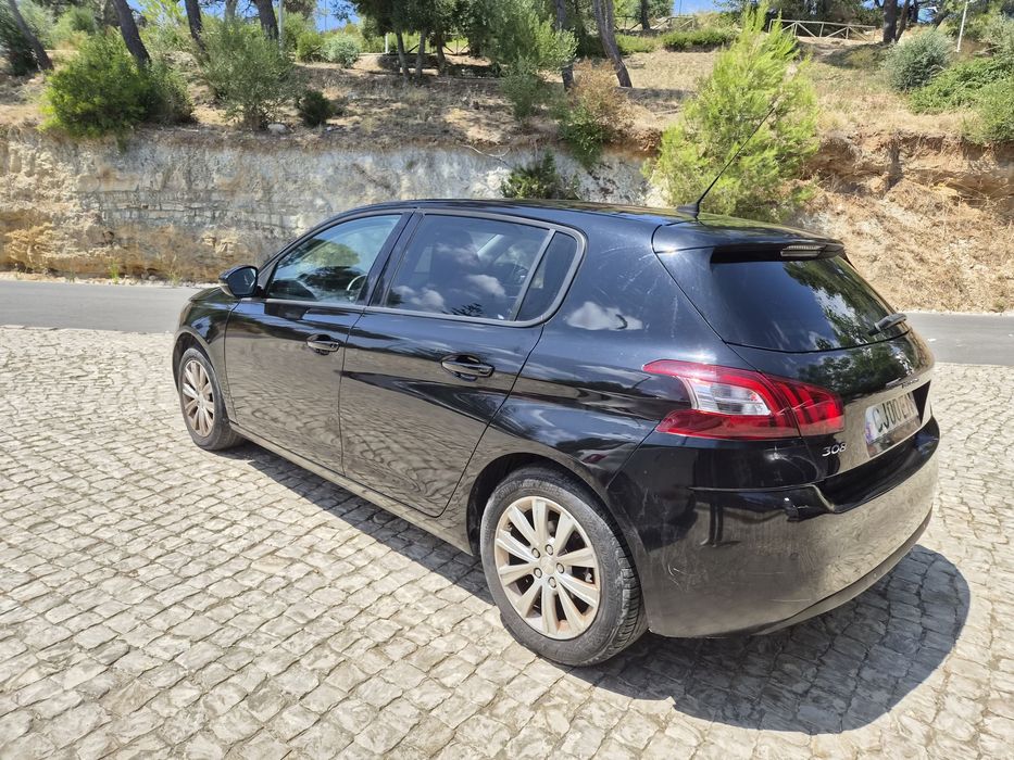 Peugeot 308 — fotografia 6