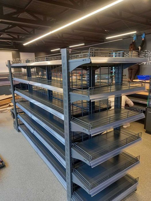 Магазин під ключ (стелажі, холодильники, прикасові зони)