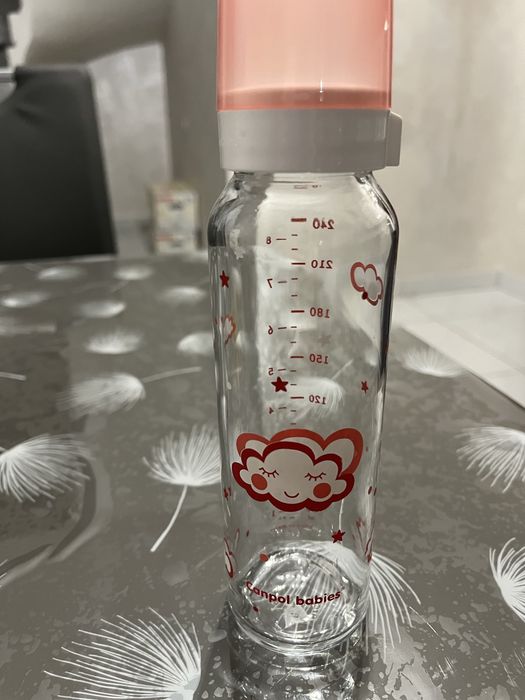 Пляшечка для годування