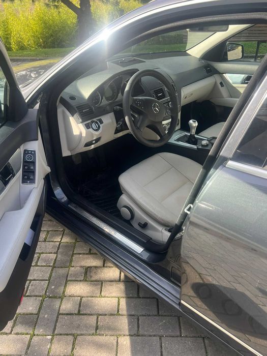 Mercedes-Benz C220 CDI