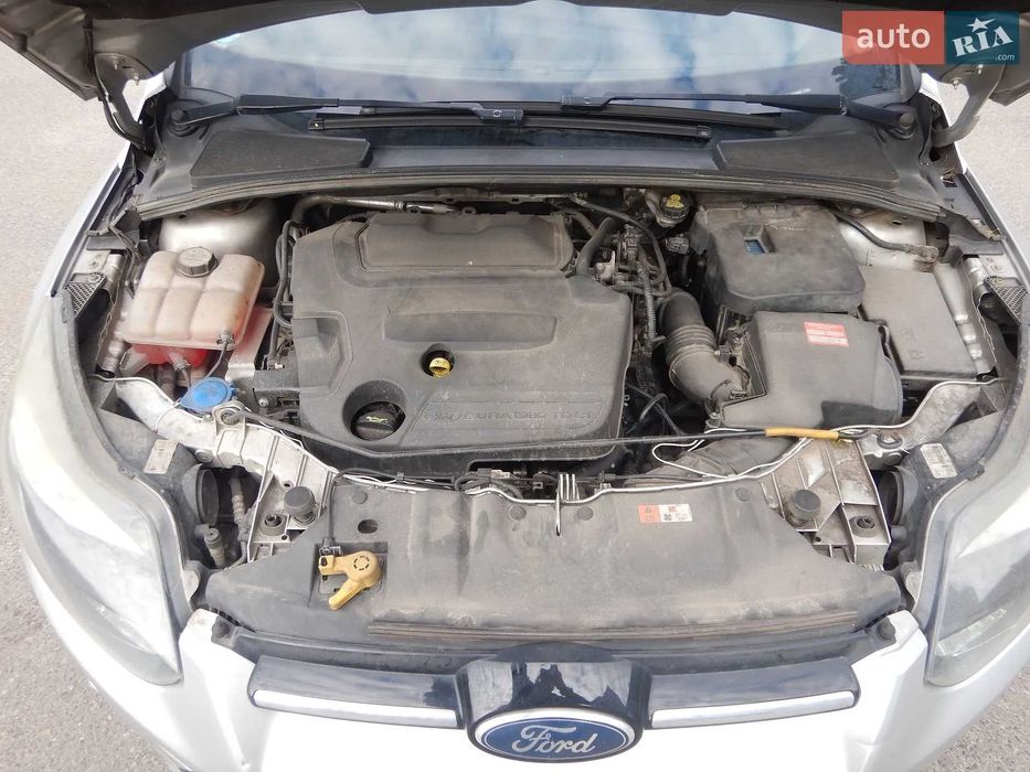 Ford Focus 2011 Автопаркування