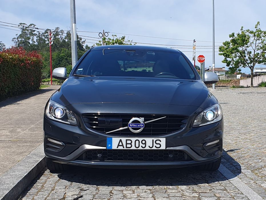 Volvo V60 D6 R-Design Momentum (modelo 2016)