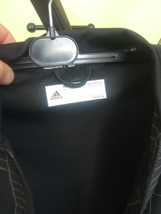 Adidas бомбер розмір м