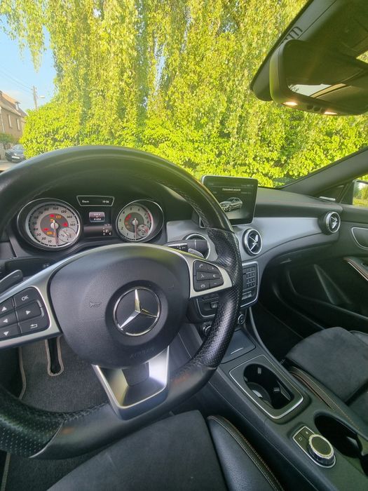 Mercedes CLA 250, 2016 Limitowana wersja Orange Edition, panorama