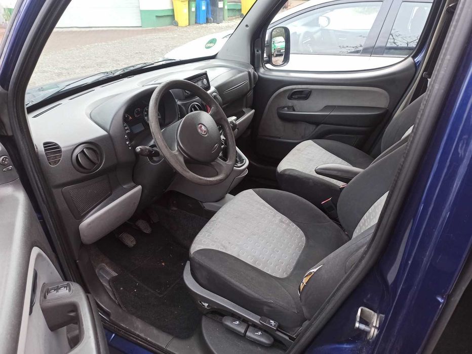 Funkcjonalny Doblo II 1,9JTD 120 KM 2009 5,0 l/100km oszczędny pakowny
