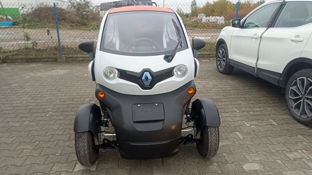 Renault Twizy ,tylko 12000 kilometrów,super stan, z baterią
