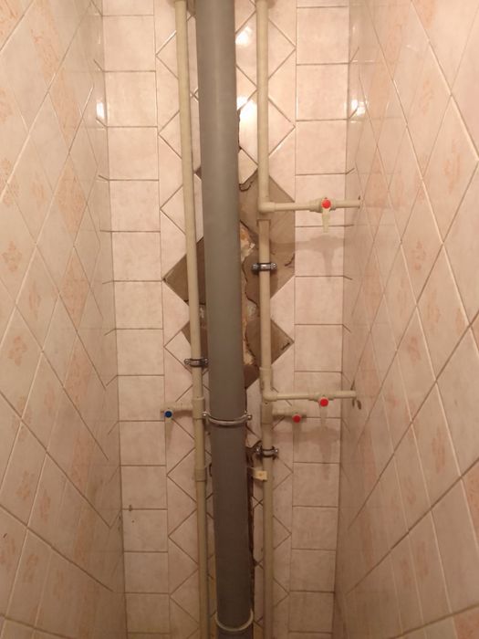 Замена стояков,лежаков,разводка труб.Сантехник Харьков.