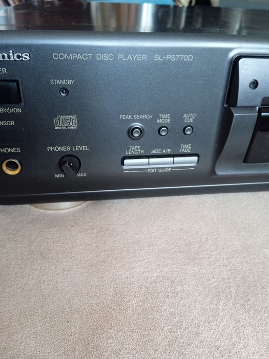 Продам CD проигрыватель technics sl-ps 770d.  В