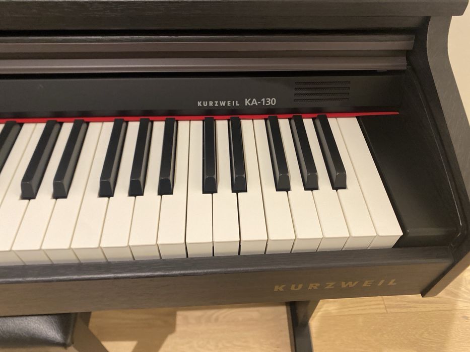 Piano Digital Kurzweil KA-130 – Como Novo