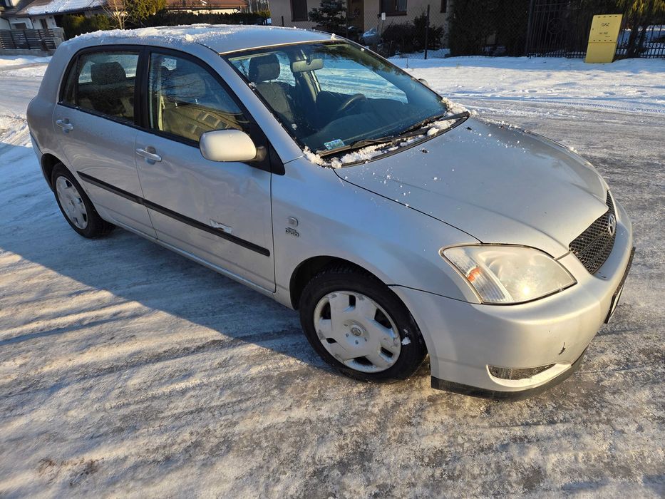 Toyota corolla e12 klimatyzacja sprawna jeżdżącą