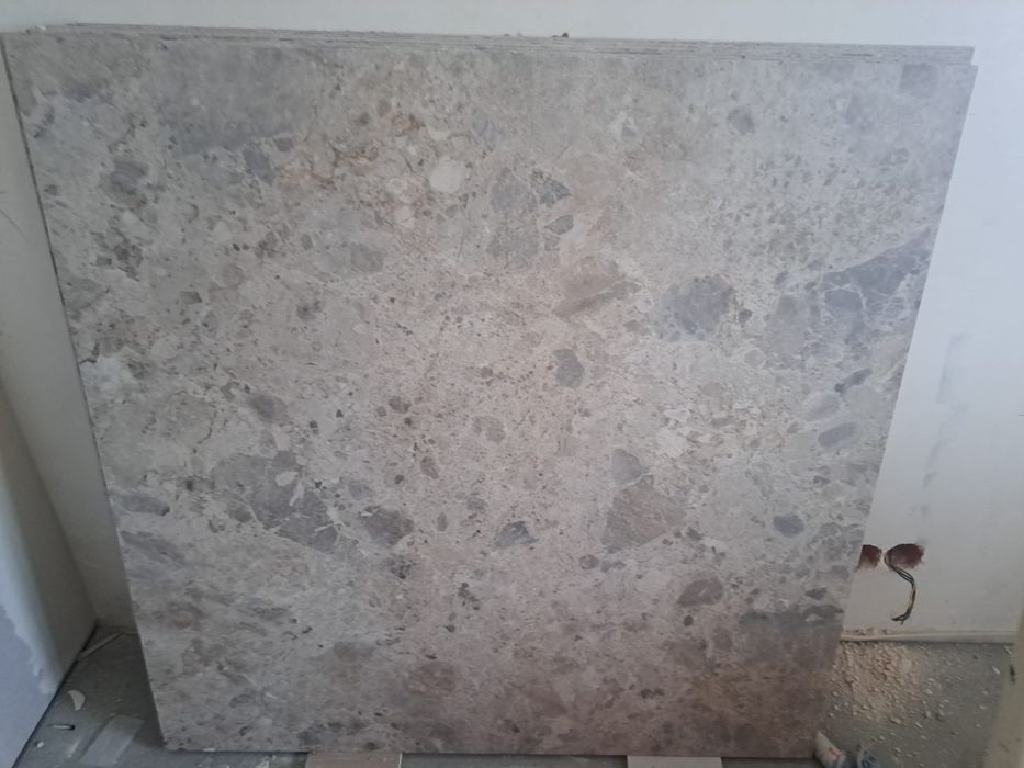 Płytki Gres Marazzi Caracter 100x100x8,5 - nowe
Marazzi 
Caracter M