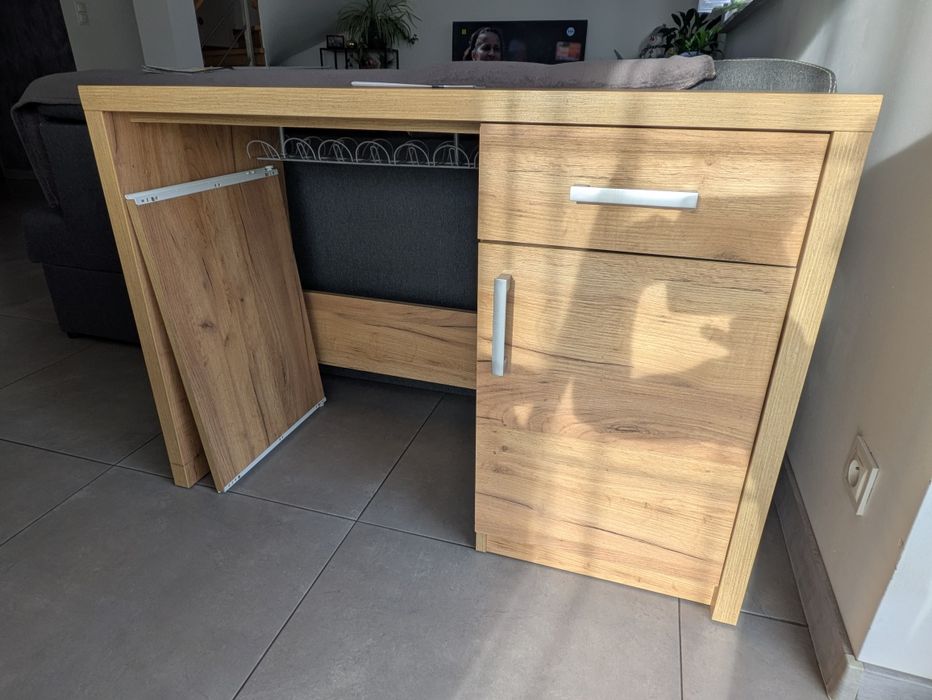 Biurko młodzieżowe