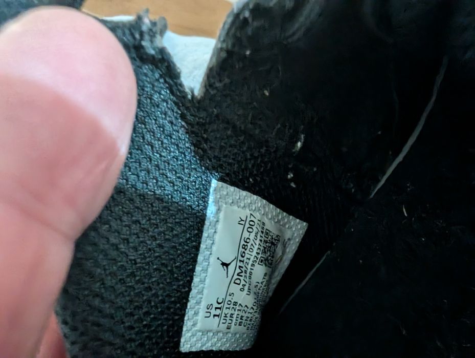 Buty Jordan  numer 28 dzieci