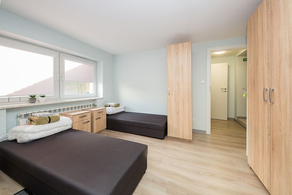 Raszyn Pokoje dla pracowników 50 zł/łóżko