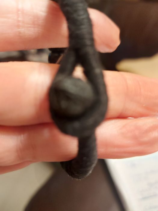 Pulseira Unissexo Preta e Branca.