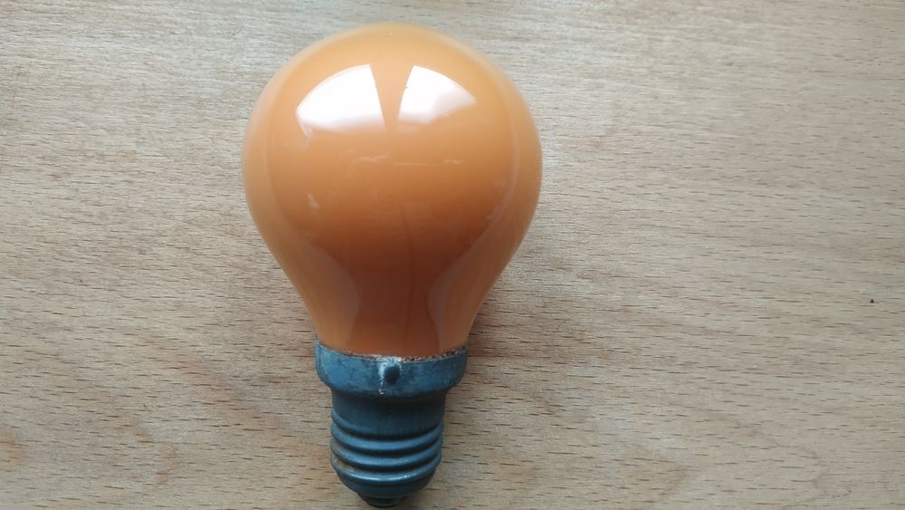 Лампа червоного світла