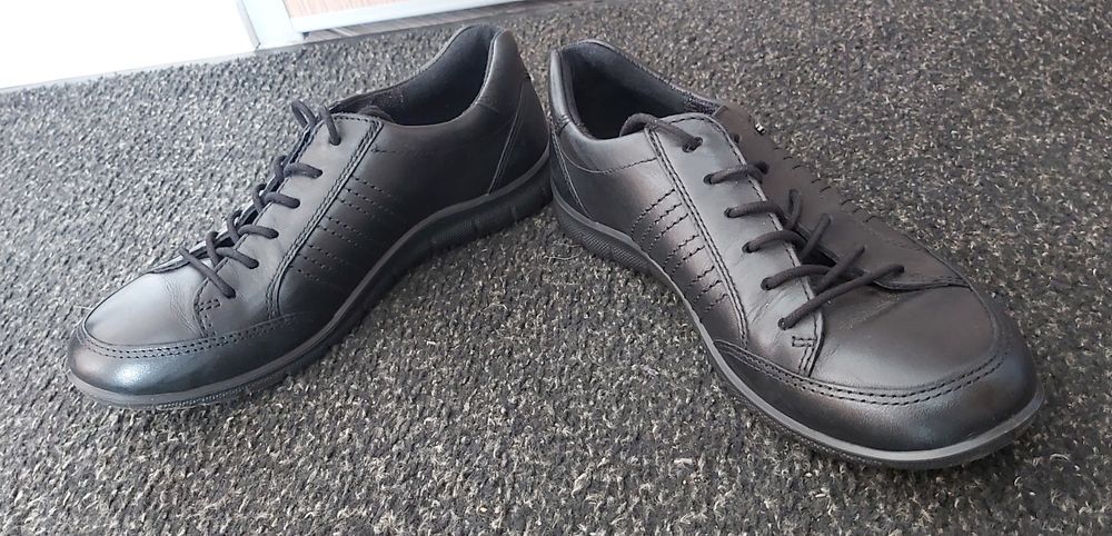 Buty skórzane ecco 35 jak nowe