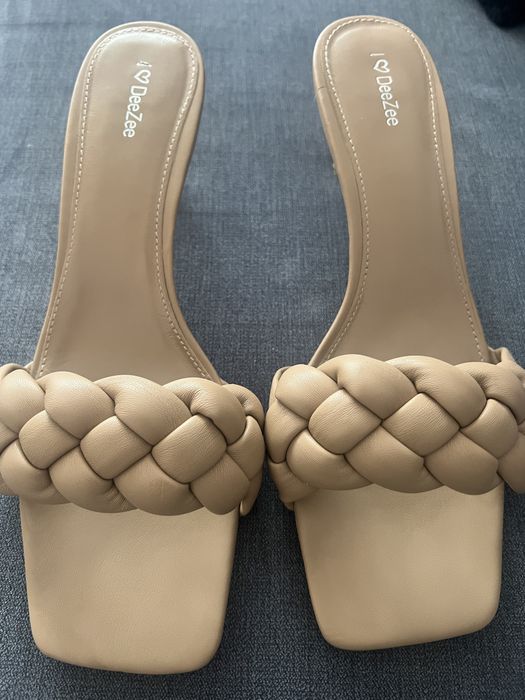 Sandały, klapki, buty letnie na obcasie DeeZee, kaczuszka