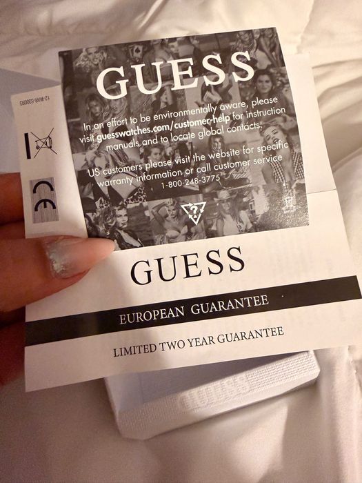 Relógio Guess Dourado