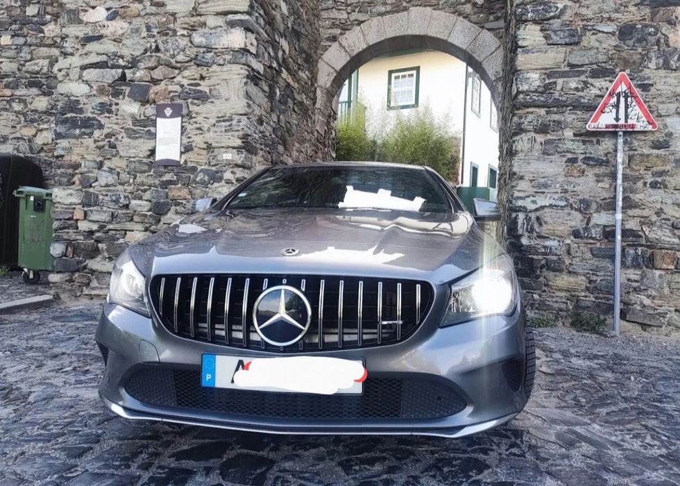 Mercedes-Benz CLA 220 d –Excelente Estado foto 3