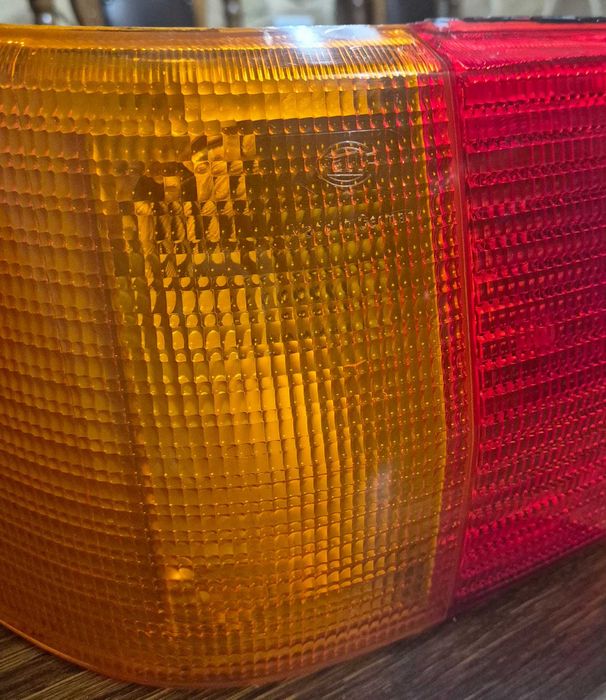 Lampa Lewa Tylna AUDI 80 B3 (86-91r.) SEDAN Oryginalna HELLA