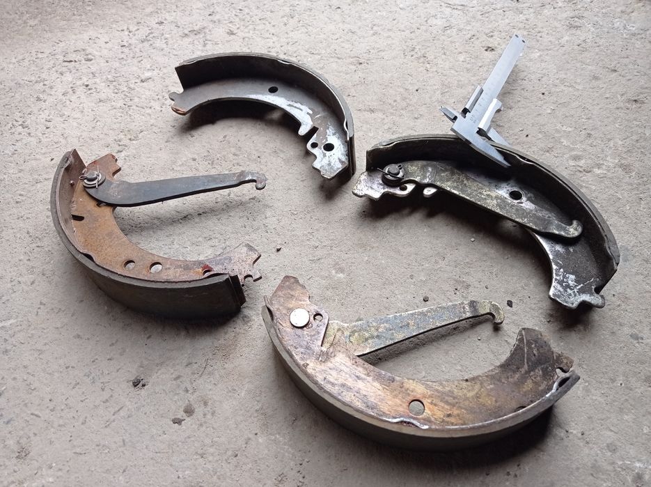 Гальмівні колодки ВАЗ жигуль