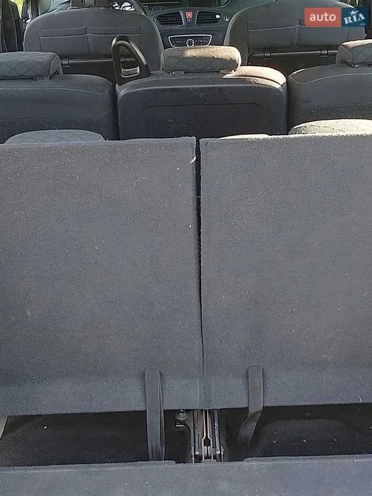 продам Renault Grand Scenic 2010