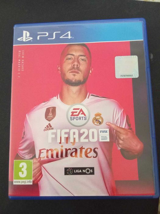 Playstation 4 dois comandos + 13 jogos