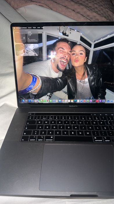 MacBook Pro de 16 polegadas, modelo de 2019 cor cinzento sideral