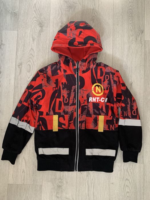 Куртка двостороння демісезонна на зріст 134 см