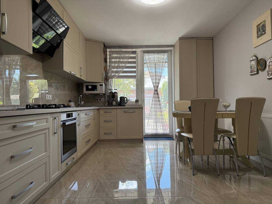 Продаж чудового будинку! Волочиськ