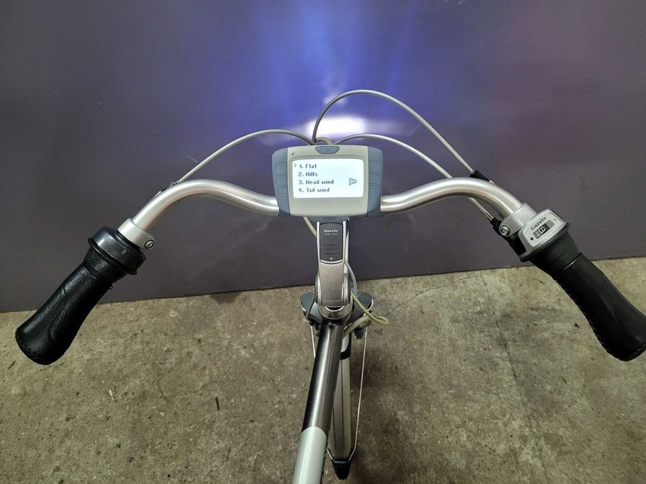 Rower elektryczny GAZELLE ORANGE EXCELLENT 1700 KM 36V Męski 57cm