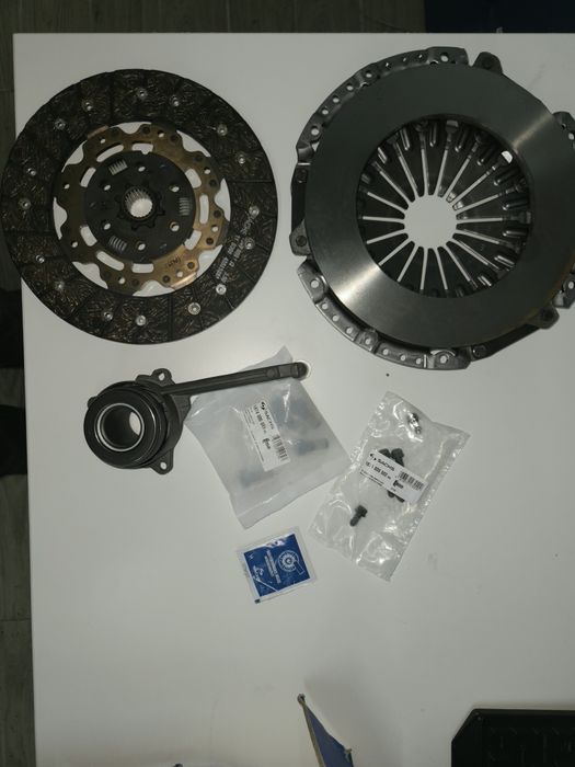 Kit embreagem sach