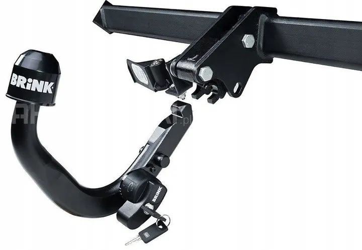 VW Golf V / Plus   -  hak wypinany Brink na klucz