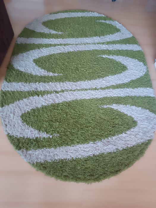 Dywan owalny zielony