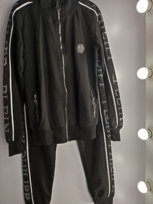 Прогулянковий костюм