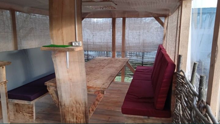 Дача   / будинок