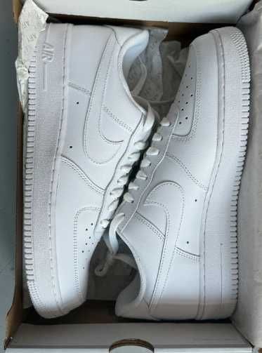 Nike_Air_Force_1_Low_'07_White R.42