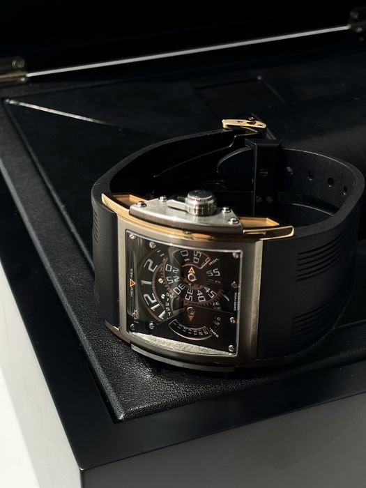 Часы HD3 Three Minds Complication