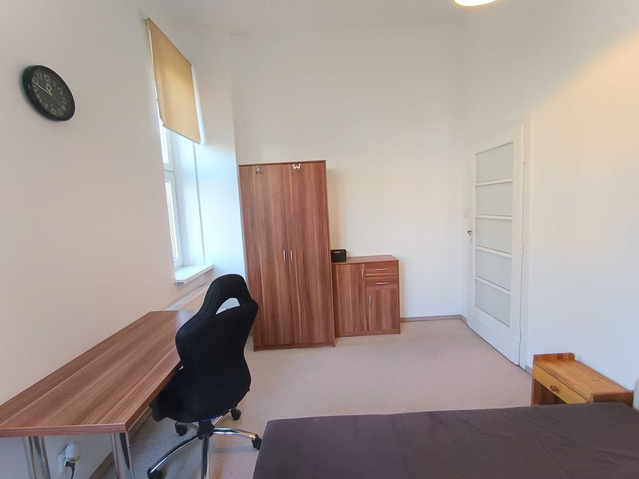 Polish/English Room for rent/pokój do wynajęcia 15 m² ul. Karmelicka STARE MIASTO - Widok 4