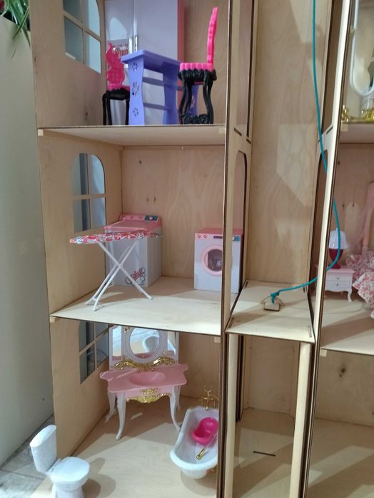 Domek dla lalek Barbie, LOL, lalki wyposażenie