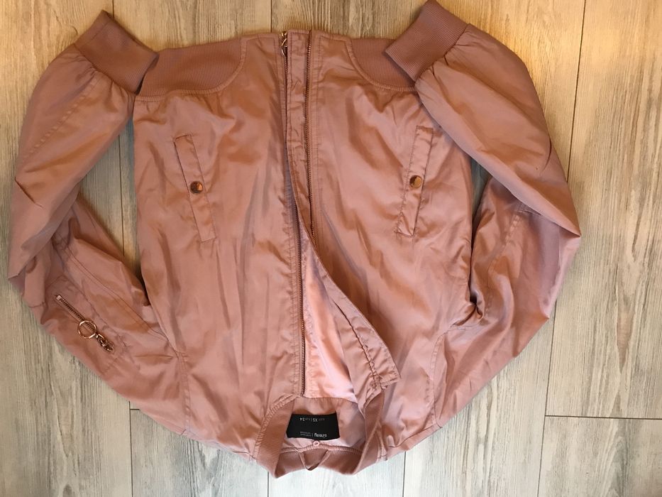 Sinsay bomberka damska kurtka wiosenna brudny róż XS S