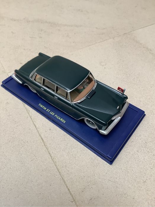 Carro do Tintin em muito bom estado