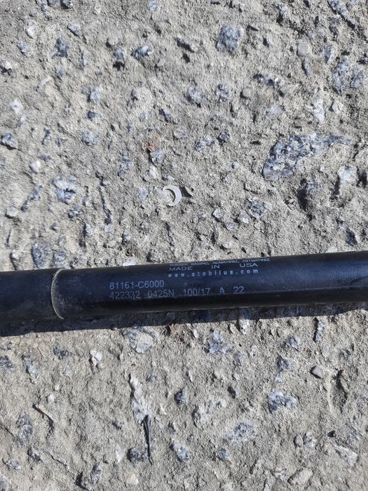 Оригинал газовый упор капота правый левый kia sorento III UM 2016 17 +