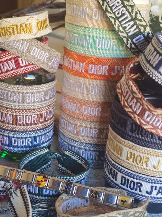 Pulseiras Christian Dior e Pingentes para Pulseiras Italianas