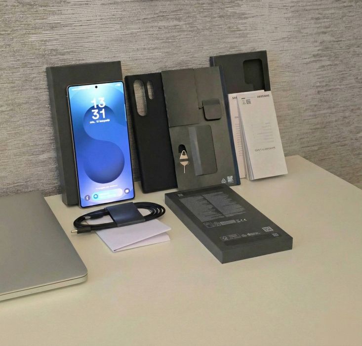 Samsung S25 Ultra - 12/256, 6.9", Глобал, 2 сім+Есім/ чек та гарантія!