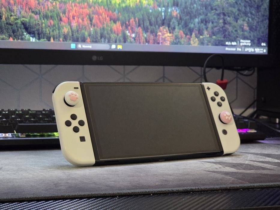 Konsola Nintendo Switch OLED zestaw + GRY stan idealny